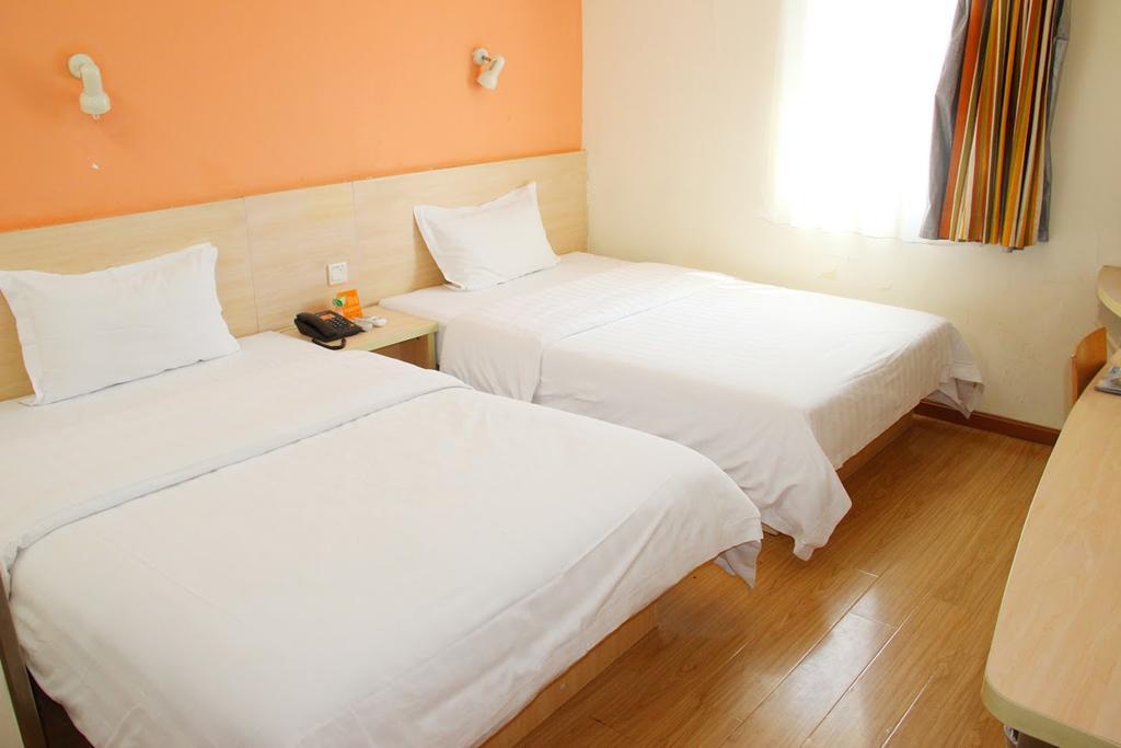 7Days Inn Foshan Dongfang Square Walmart Exteriér fotografie